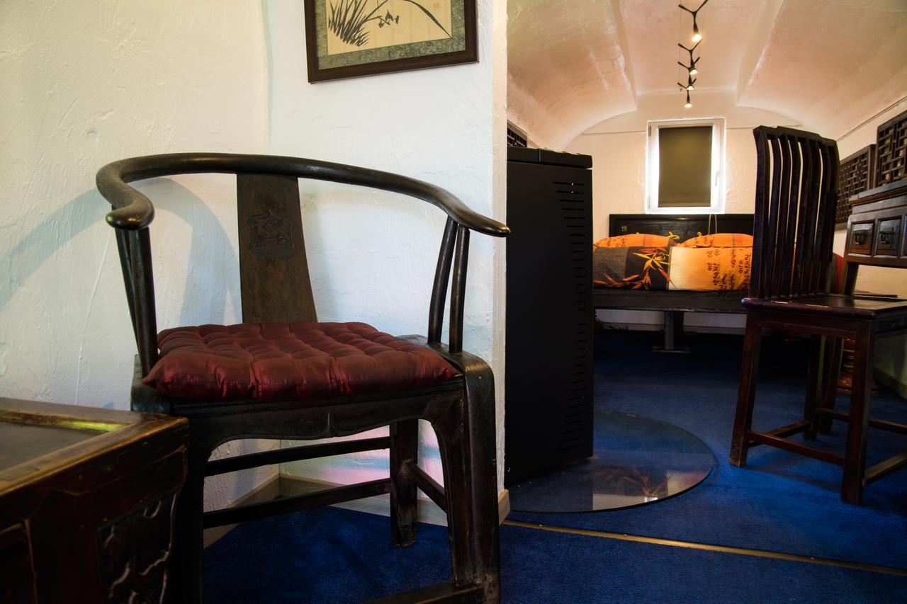 Crazy Lounge Bnb Aigle Exterior foto
